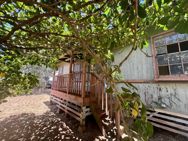 Listing Image for 89 Hoaikane St 5 of 28