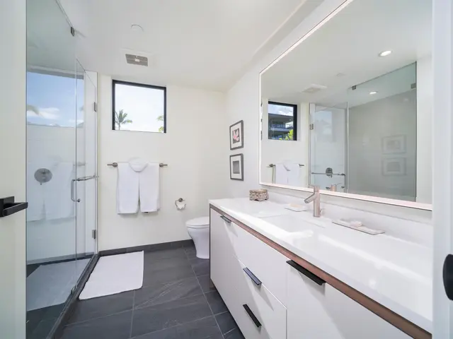 Listing Image for 24 Kai Malu Dr 102 - 3b 39 of 50