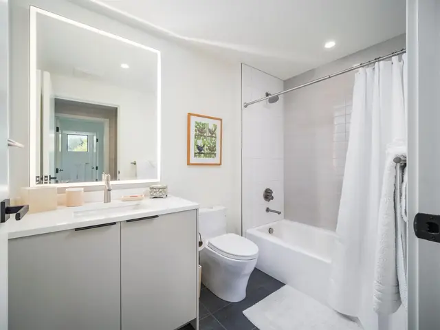 Listing Image for 24 Kai Malu Dr 102 - 3b 42 of 50