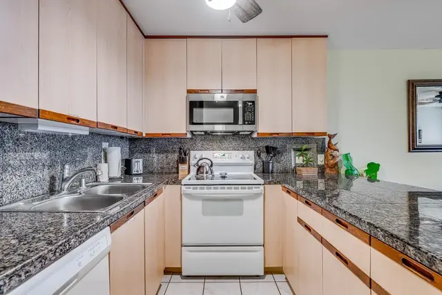 Listing Image for 2695 S Kihei Rd 7-304 12 of 50