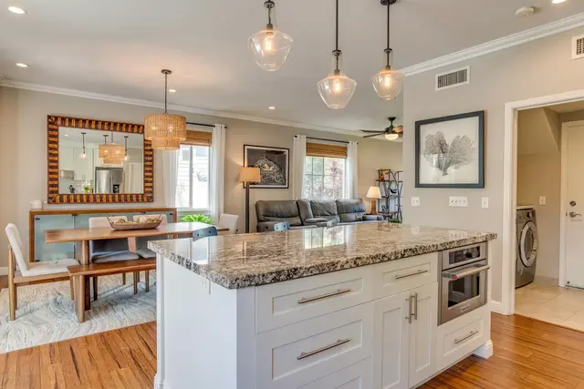 Listing Image for 24 Loihi Pl 10 of 48
