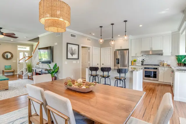 Listing Image for 24 Loihi Pl 12 of 48
