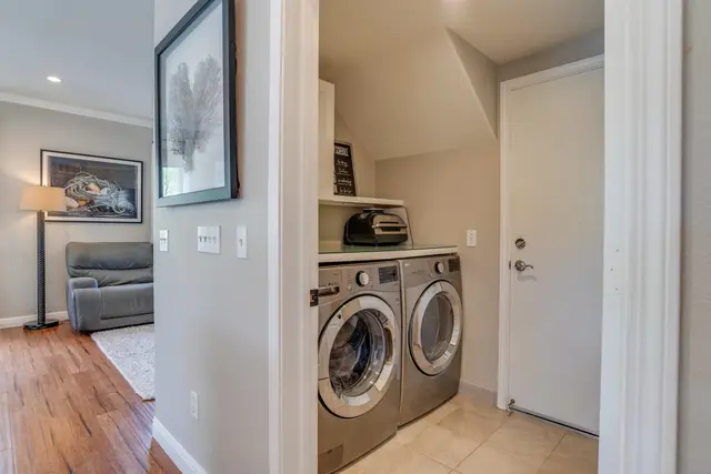 Listing Image for 24 Loihi Pl 14 of 48