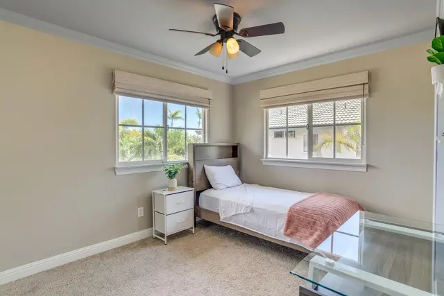 Listing Image for 24 Loihi Pl 27 of 48