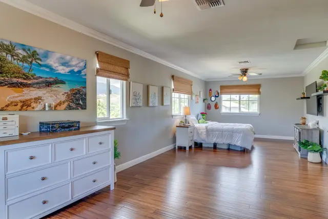 Listing Image for 24 Loihi Pl 34 of 48