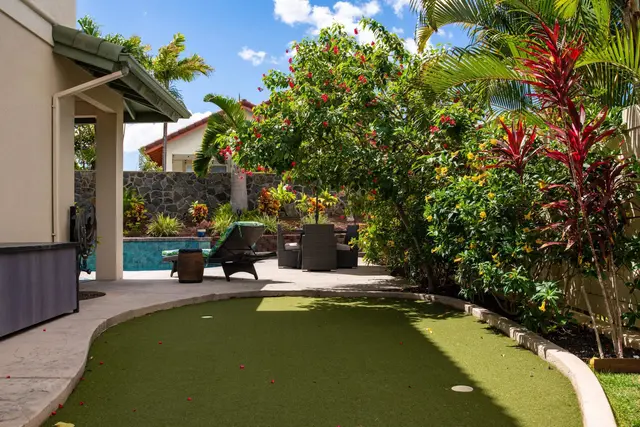 Listing Image for 24 Loihi Pl 39 of 48