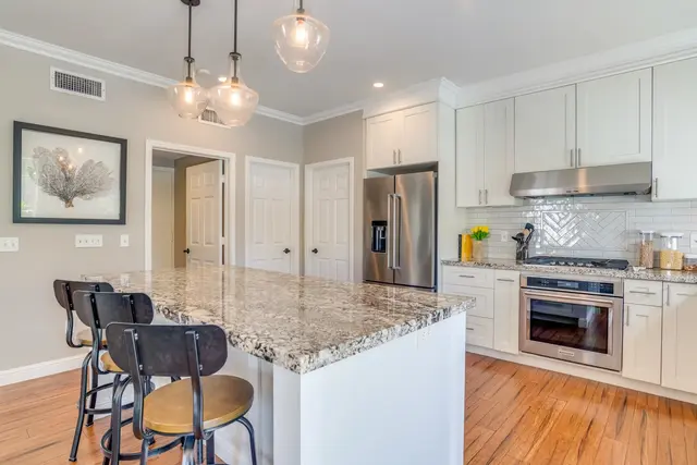 Listing Image for 24 Loihi Pl 8 of 48