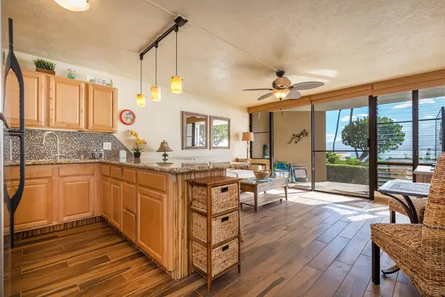 Listing Image for 50 Hauoli St 106 8 of 24