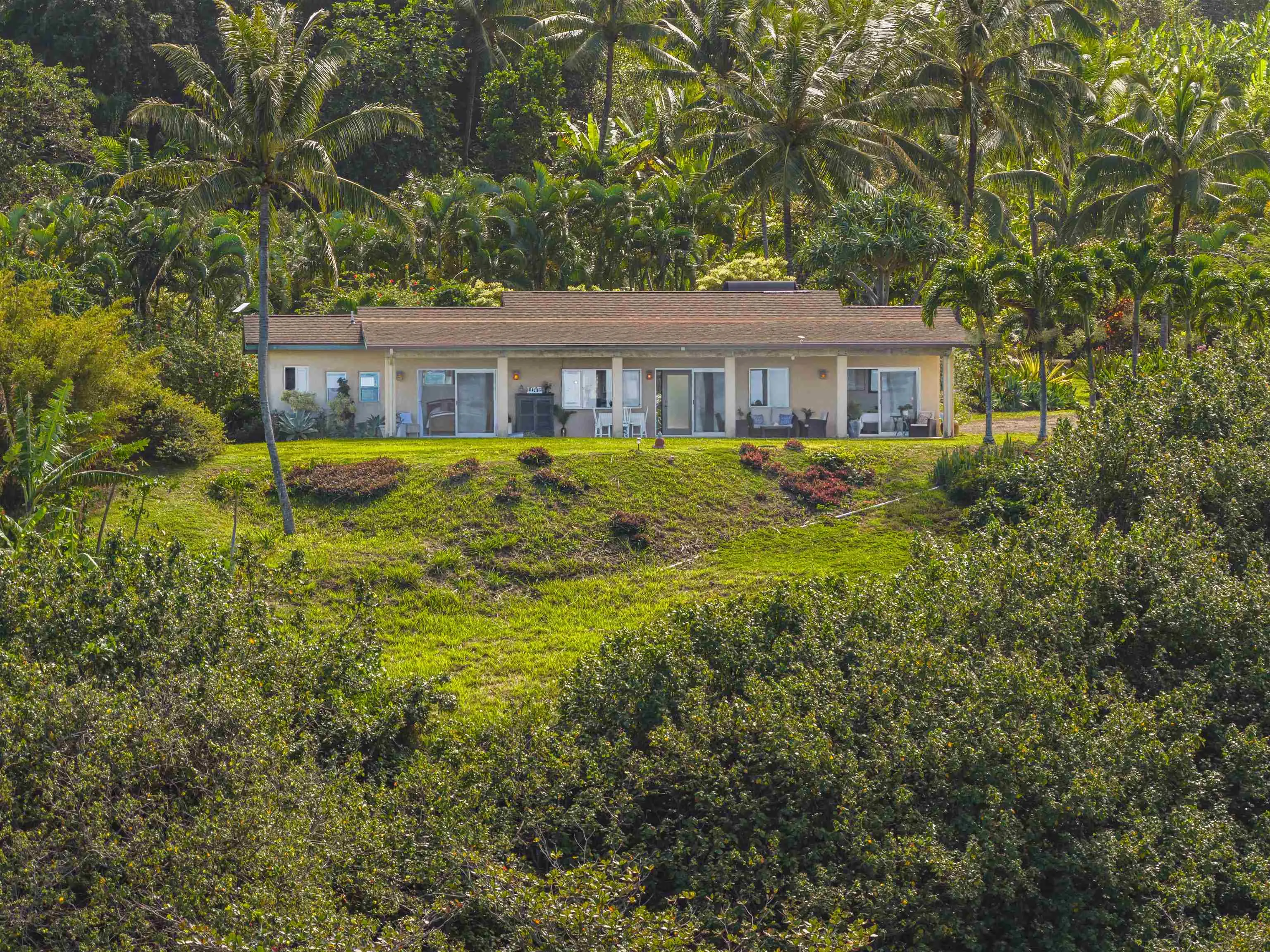 Photo of Listing #407953