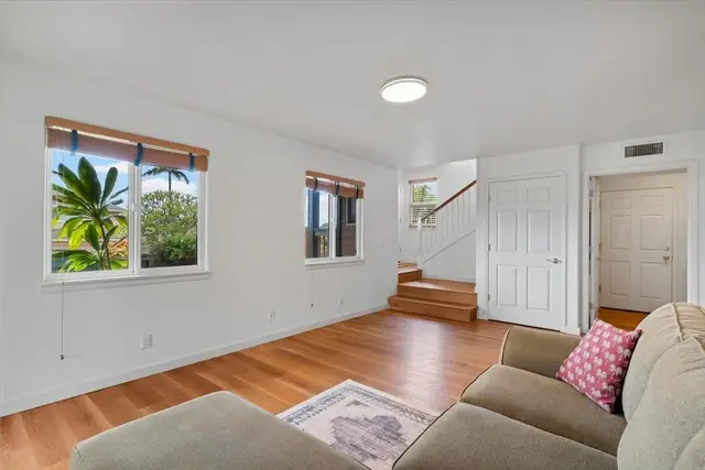 Listing Image for 16 Kahana Ridge Dr 22 of 46