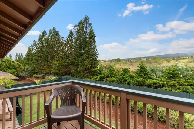 Listing Image for 16 Kahana Ridge Dr 34 of 46