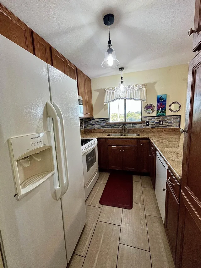 Listing Image for 1450 S Kihei Rd A208 5 of 35