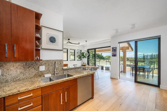 Listing Image for 500 Kapalua Dr 15v2 14 of 40