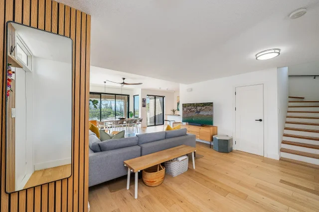 Listing Image for 500 Kapalua Dr 15v2 3 of 40