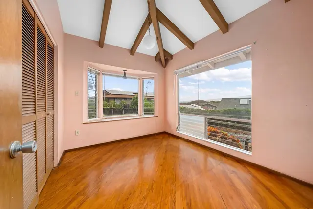 Listing Image for 280 Moike Pl 11 of 36