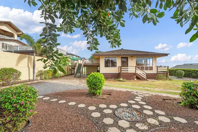 Listing Image for 280 Moike Pl 2 of 36