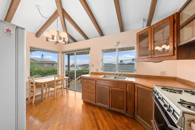 Listing Image for 280 Moike Pl 6 of 36