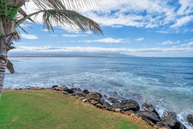 Listing Image for 50 Hauoli St 103 32 of 45