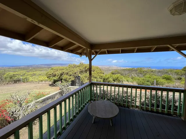 Listing Image for 1060 Mamalu La'i Pl 10 of 27