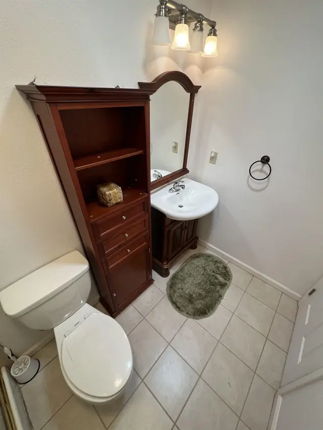 Listing Image for 1060 Mamalu La'i Pl 17 of 27