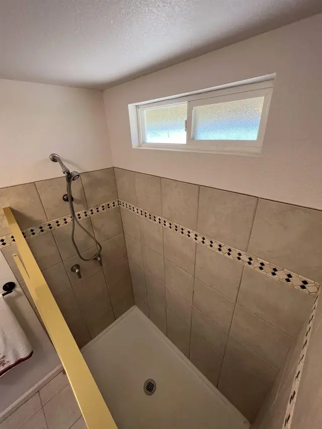 Listing Image for 1060 Mamalu La'i Pl 18 of 27