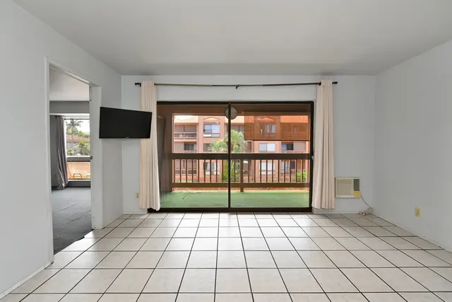 Listing Image for 3740 Lower Honoapiilani Rd A305 20 of 37