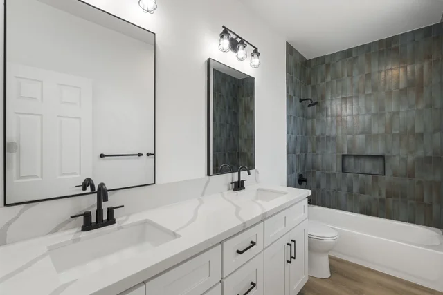 Listing Image for 15 Awikiwiki Pl 23 of 30