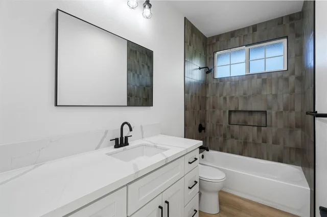 Listing Image for 15 Awikiwiki Pl 26 of 30