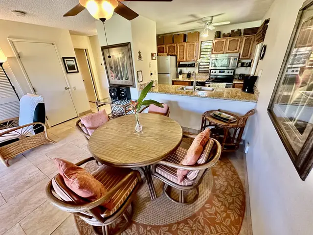 Listing Image for 50 Kepuhi Pl 160 11 of 32