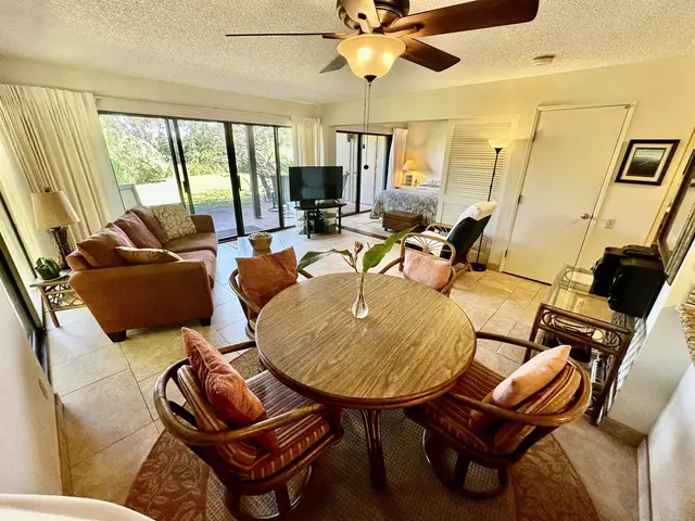 Listing Image for 50 Kepuhi Pl 160 12 of 32