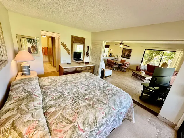Listing Image for 50 Kepuhi Pl 160 19 of 32