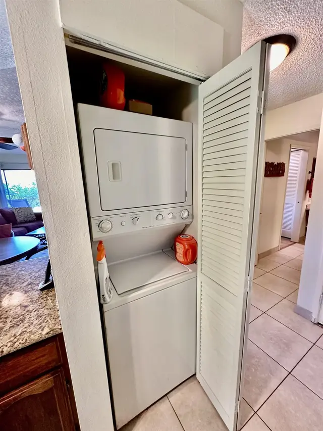 Listing Image for 50 Kepuhi Pl 160 27 of 32
