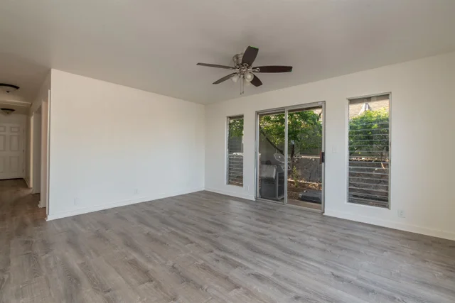 Listing Image for 41 Palekana St 8 of 26