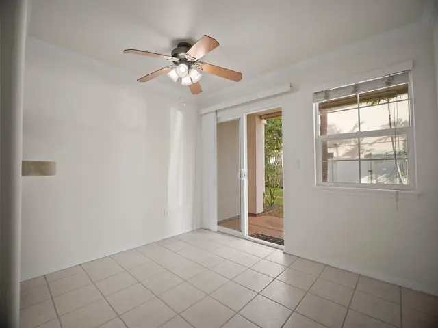 Listing Image for 45 Halili Ln 12k 7 of 31