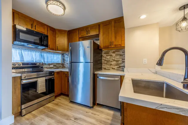 Listing Image for 3676 Lower Honoapiilani Rd A301 3 of 27