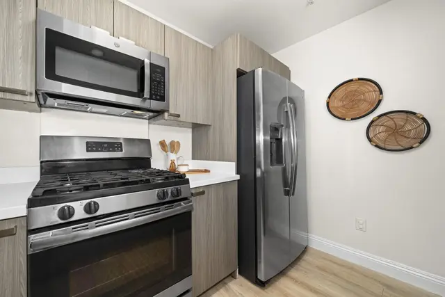 Listing Image for 73 Piilaniwahine Pl 2104 13 of 43
