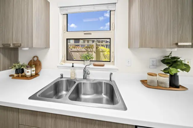 Listing Image for 73 Piilaniwahine Pl 2104 14 of 43