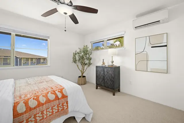 Listing Image for 73 Piilaniwahine Pl 2104 30 of 43