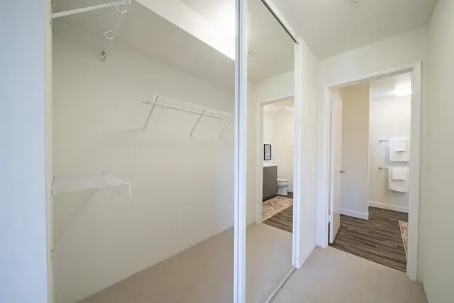 Listing Image for 73 Piilaniwahine Pl 2104 32 of 43