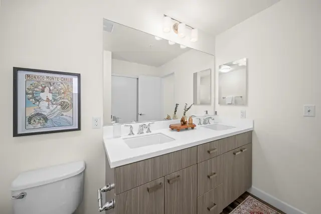 Listing Image for 73 Piilaniwahine Pl 2104 34 of 43