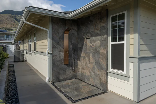 Listing Image for 295 Pua Kalaunu Loop 4 of 33