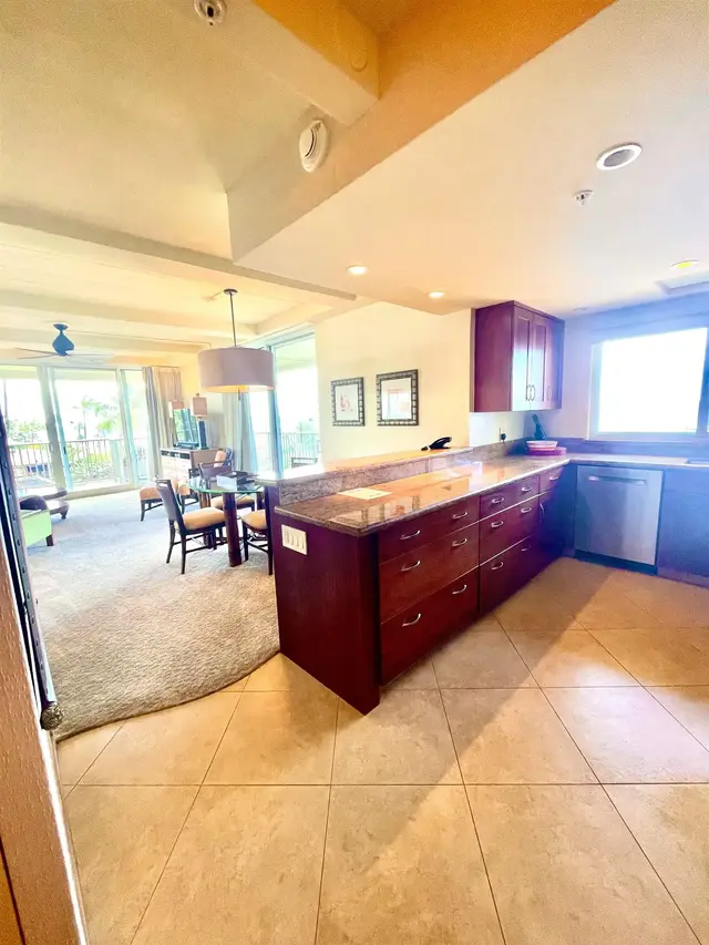 Listing Image for 2481 Kaanapali Pkwy 551w 14 of 40