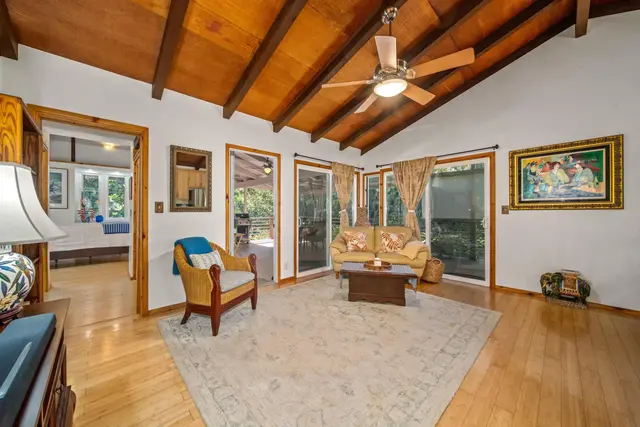 Listing Image for 132 Mahola St 11 of 37