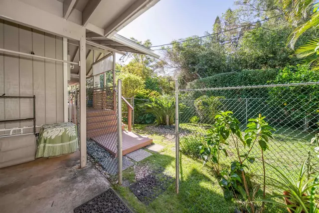 Listing Image for 132 Mahola St 2 of 37
