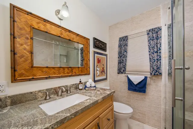 Listing Image for 132 Mahola St 23 of 37
