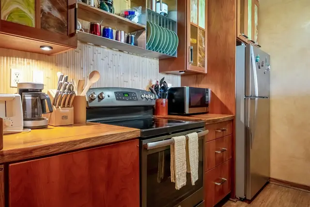 Listing Image for 50 Kepuhi Pl 118 7 of 30