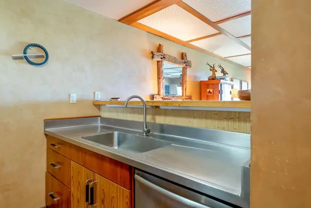 Listing Image for 50 Kepuhi Pl 118 8 of 30