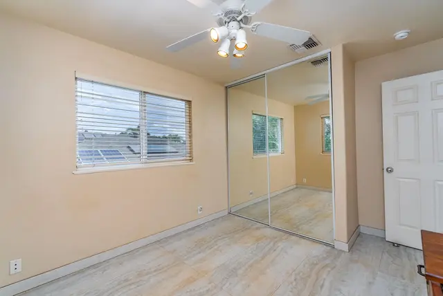 Listing Image for 44 Wawali St 11 of 35