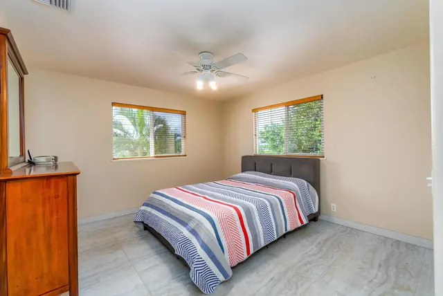 Listing Image for 44 Wawali St 13 of 35