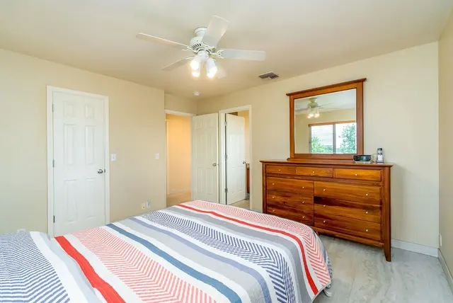 Listing Image for 44 Wawali St 15 of 35